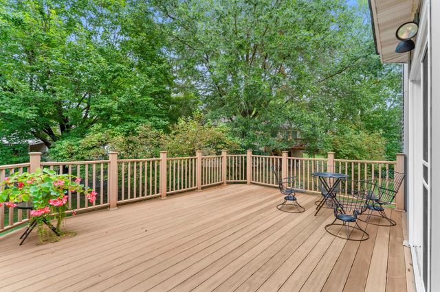 2966 Thunder Bay Road, Little Canada, MN 55117