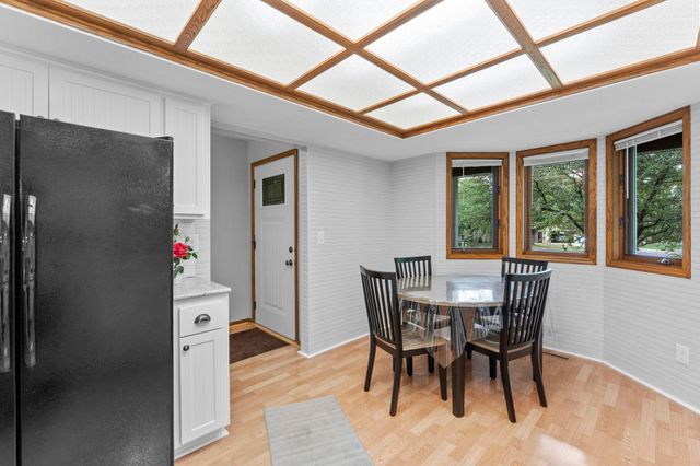 2966 Thunder Bay Road, Little Canada, MN 55117
