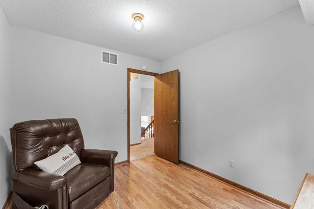 2966 Thunder Bay Road, Little Canada, MN 55117