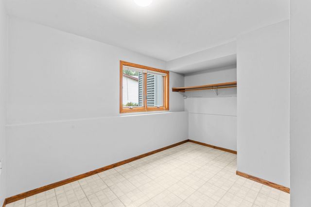 2966 Thunder Bay Road, Little Canada, MN 55117