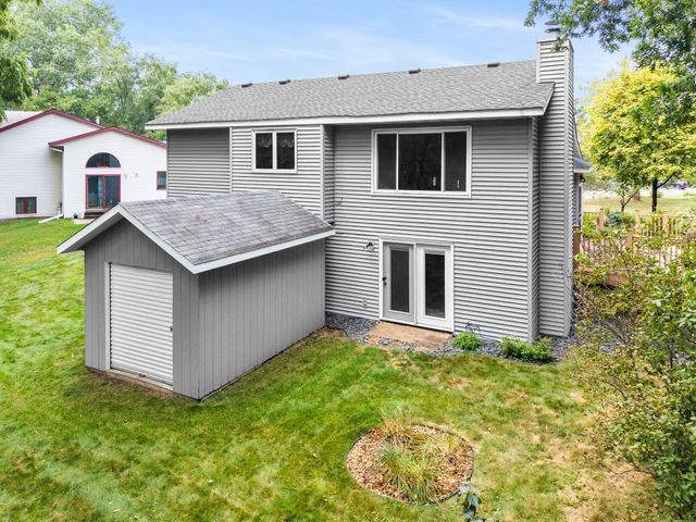 2966 Thunder Bay Road, Little Canada, MN 55117