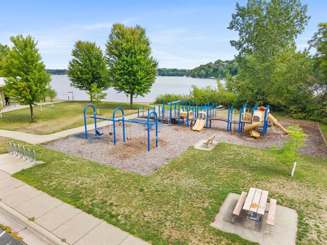 2966 Thunder Bay Road, Little Canada, MN 55117