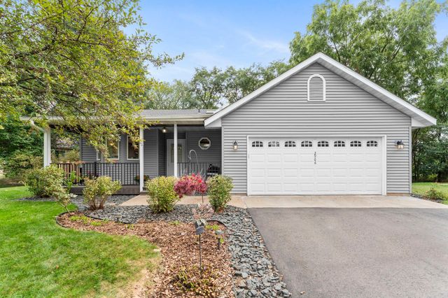 2966 Thunder Bay Road, Little Canada, MN 55117
