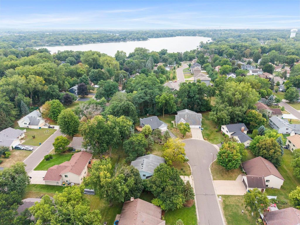 2966 Thunder Bay Road, Little Canada, MN 55117 — photo 5