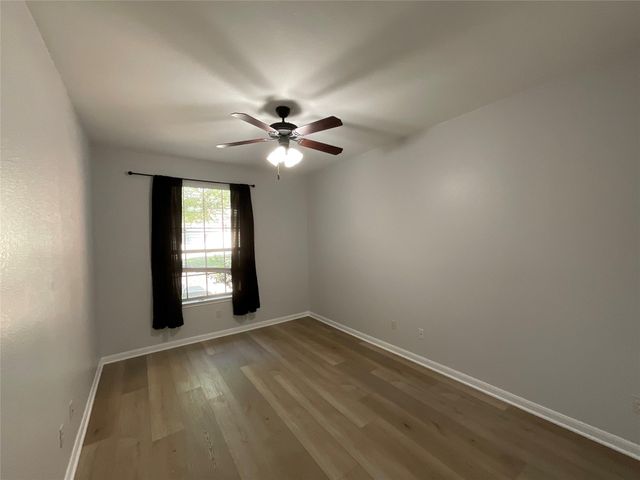 212 Choke Canyon LN, Georgetown, TX 78628