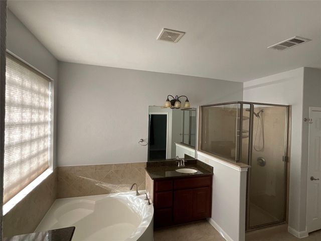 212 Choke Canyon LN, Georgetown, TX 78628