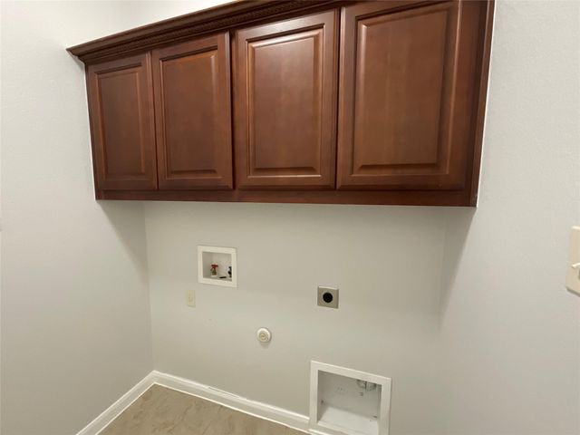 212 Choke Canyon LN, Georgetown, TX 78628