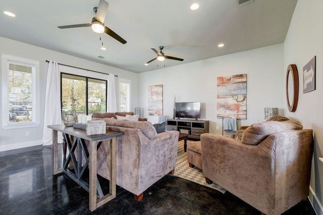 1506 Hill Top DR A,B,& E, Granite Shoals, TX 78654