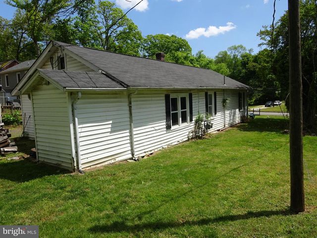 18610 OLD TRIANGLE RD RD, Triangle, VA 22172
