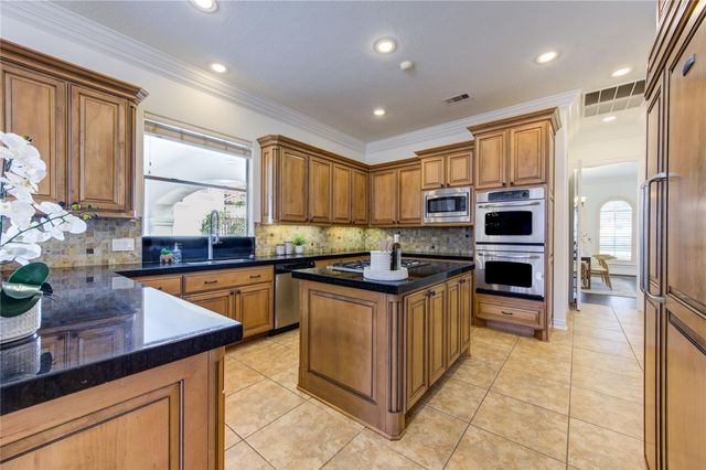 14014 Hampton Cove Drive, Houston, TX 77077