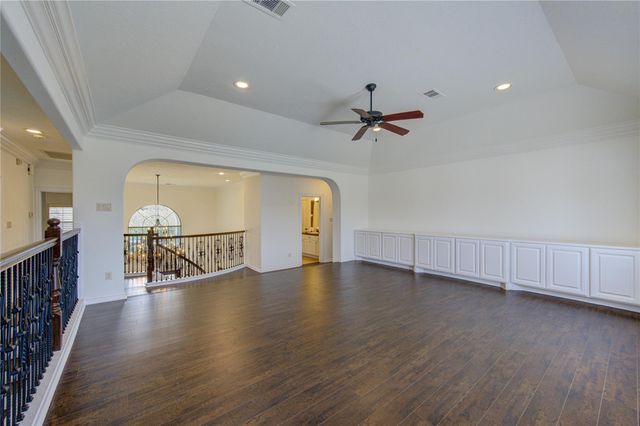 14014 Hampton Cove Drive, Houston, TX 77077