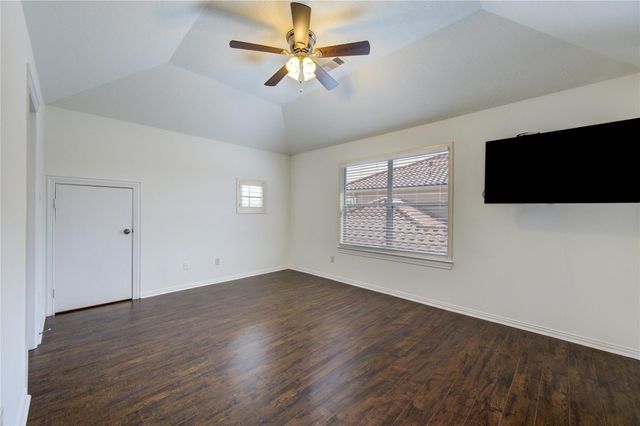 14014 Hampton Cove Drive, Houston, TX 77077