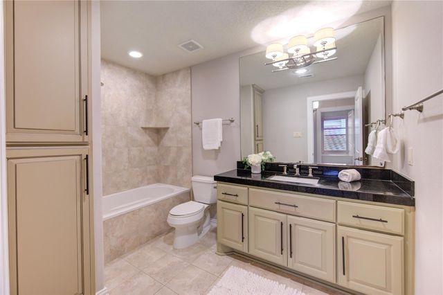 14014 Hampton Cove Drive, Houston, TX 77077