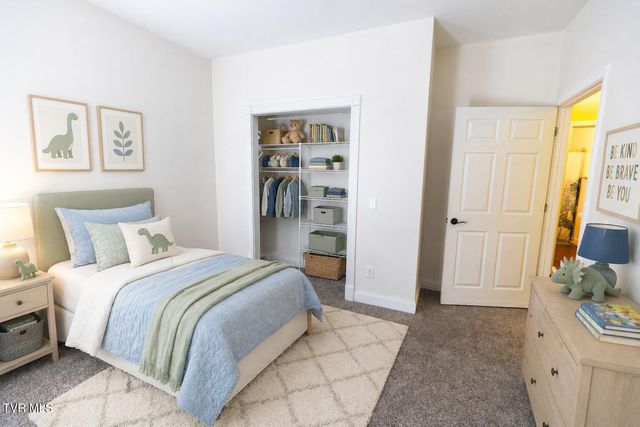 192 Blueberry Hill Drive, Pennington Gap, VA 24277