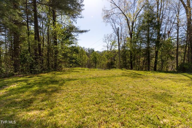 192 Blueberry Hill Drive, Pennington Gap, VA 24277