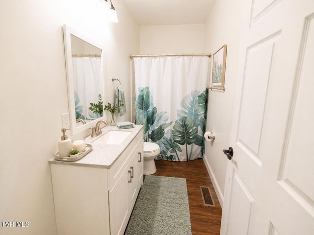 192 Blueberry Hill Drive, Pennington Gap, VA 24277