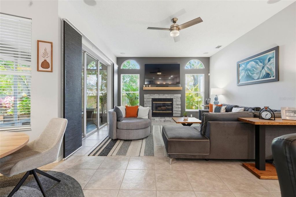 Image 22 of property listing at 6130 55TH AVENUE CIRCLE E, Bradenton, FL 34203