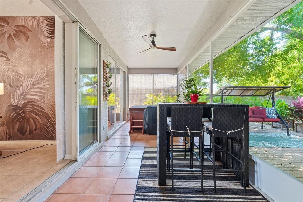 Image 49 of property listing at 6130 55TH AVENUE CIRCLE E, Bradenton, FL 34203