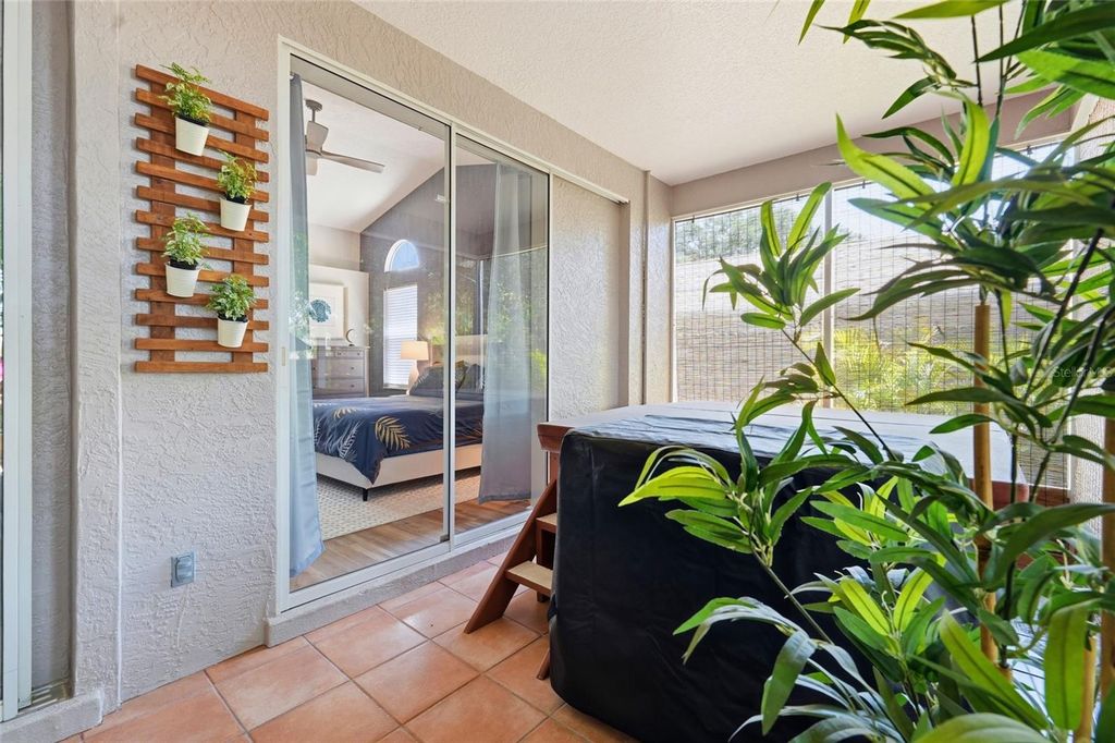 Image 50 of property listing at 6130 55TH AVENUE CIRCLE E, Bradenton, FL 34203