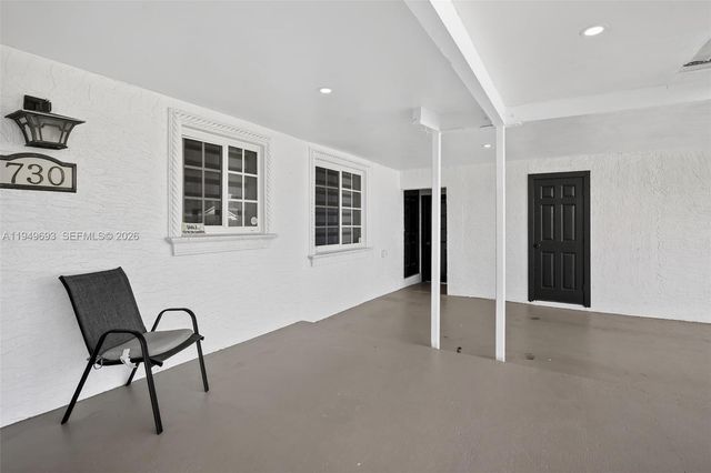 730 N 72nd Way, Hollywood, FL 33024