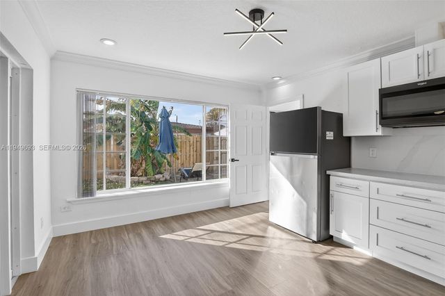 730 N 72nd Way, Hollywood, FL 33024