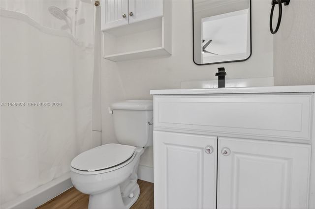 730 N 72nd Way, Hollywood, FL 33024