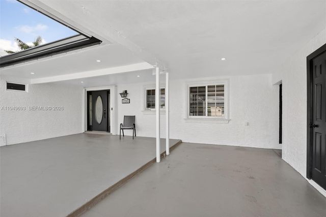 730 N 72nd Way, Hollywood, FL 33024