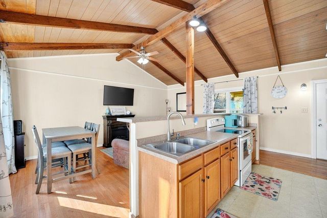 108 Monte Vista DR, Burnet, TX 78611