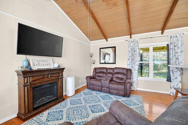 108 Monte Vista DR, Burnet, TX 78611