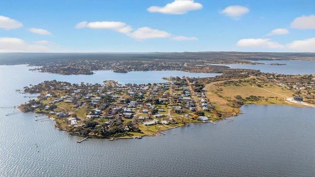 108 Monte Vista DR, Burnet, TX 78611