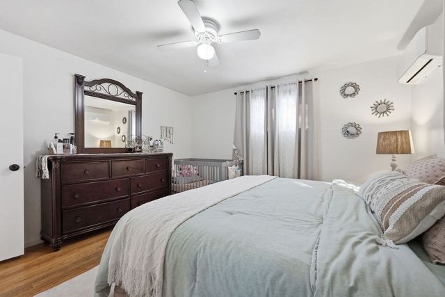 191 Monrovia St, Springfield, MA 01104