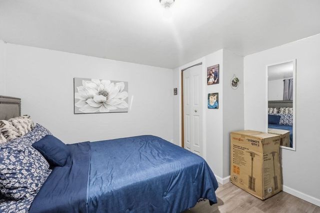 191 Monrovia St, Springfield, MA 01104