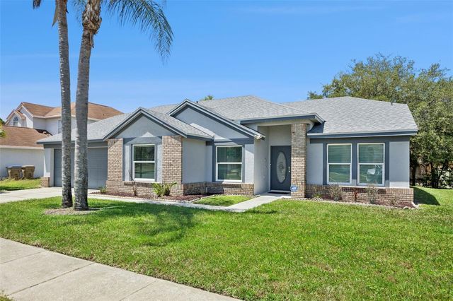 2948 PEMBRIDGE STREET, Kissimmee, FL 34747