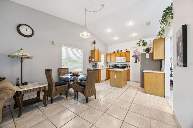 2948 PEMBRIDGE STREET, Kissimmee, FL 34747