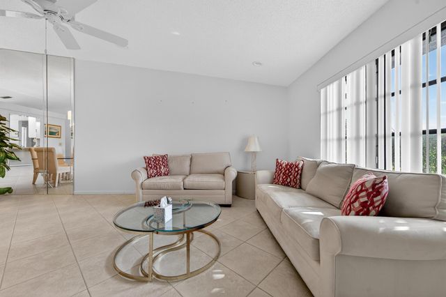 6272 Kings Gate Circle, Delray Beach, FL 33484