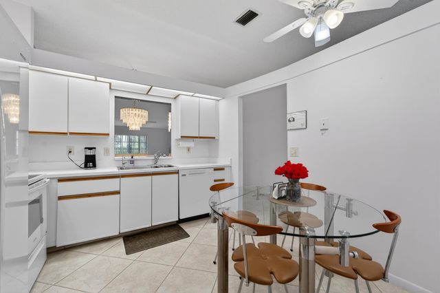 6272 Kings Gate Circle, Delray Beach, FL 33484