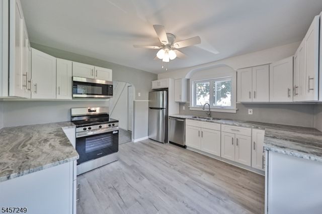 793 Culkin St, Phillipsburg Town, NJ 08865