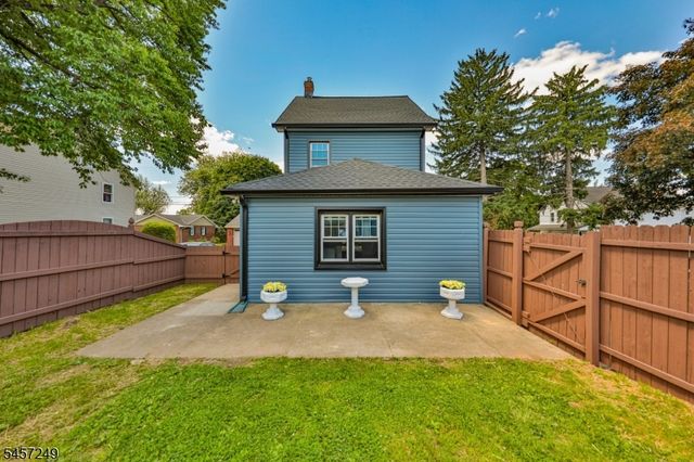 793 Culkin St, Phillipsburg Town, NJ 08865