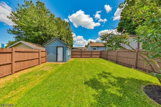 793 Culkin St, Phillipsburg Town, NJ 08865