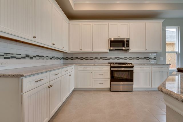 9820 Stonefield, Denton, TX 76207