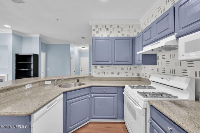 13810 SUTTON PARK Drive 122, Jacksonville, FL 32224