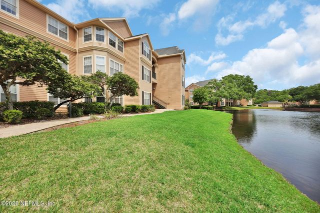 13810 SUTTON PARK Drive 122, Jacksonville, FL 32224