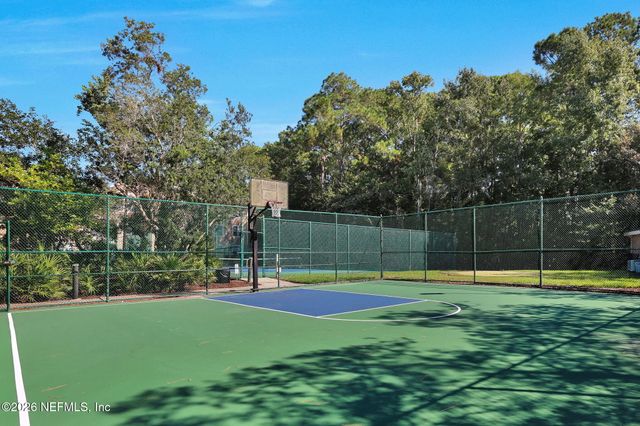 13810 SUTTON PARK Drive 122, Jacksonville, FL 32224