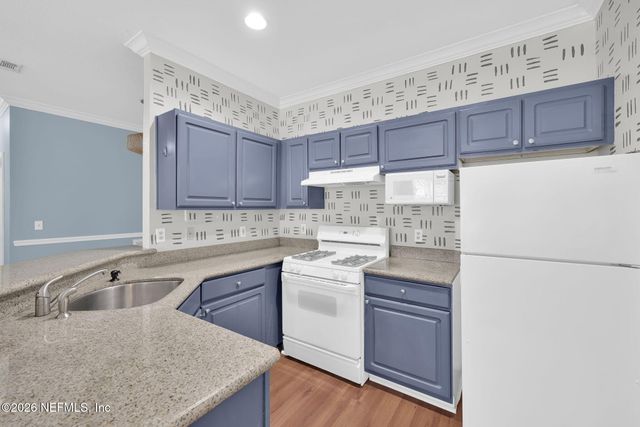 13810 SUTTON PARK Drive 122, Jacksonville, FL 32224