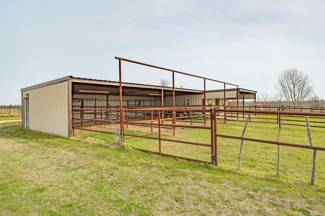 5105 County Road 423, Stephenville, TX 76401