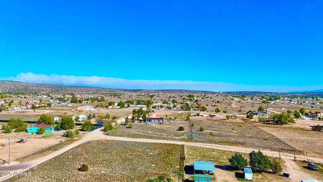 870 W IRIS Road 6, Paulden, AZ 86334
