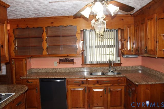 12003 The Glebe Ln, Charles City, VA 23030