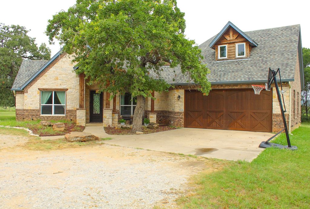 6562 S Fm 4, Palo Pinto, TX 76484