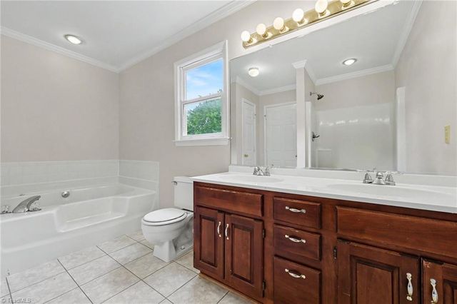 7060 Bridgewood Road, Clemmons, NC 27012