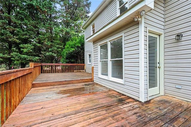 7060 Bridgewood Road, Clemmons, NC 27012